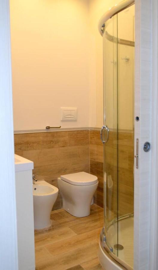 Le Scalette Bed & Breakfast La Maddalena  Luaran gambar